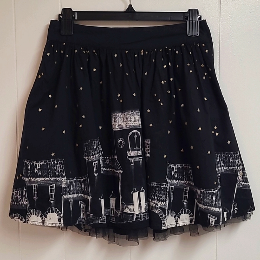 Hot Topic Black/ White Cityscape Skater Skirt Gold Stars The Book of Life Small